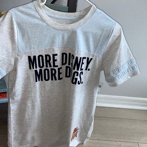 Medium Disney Tshirt